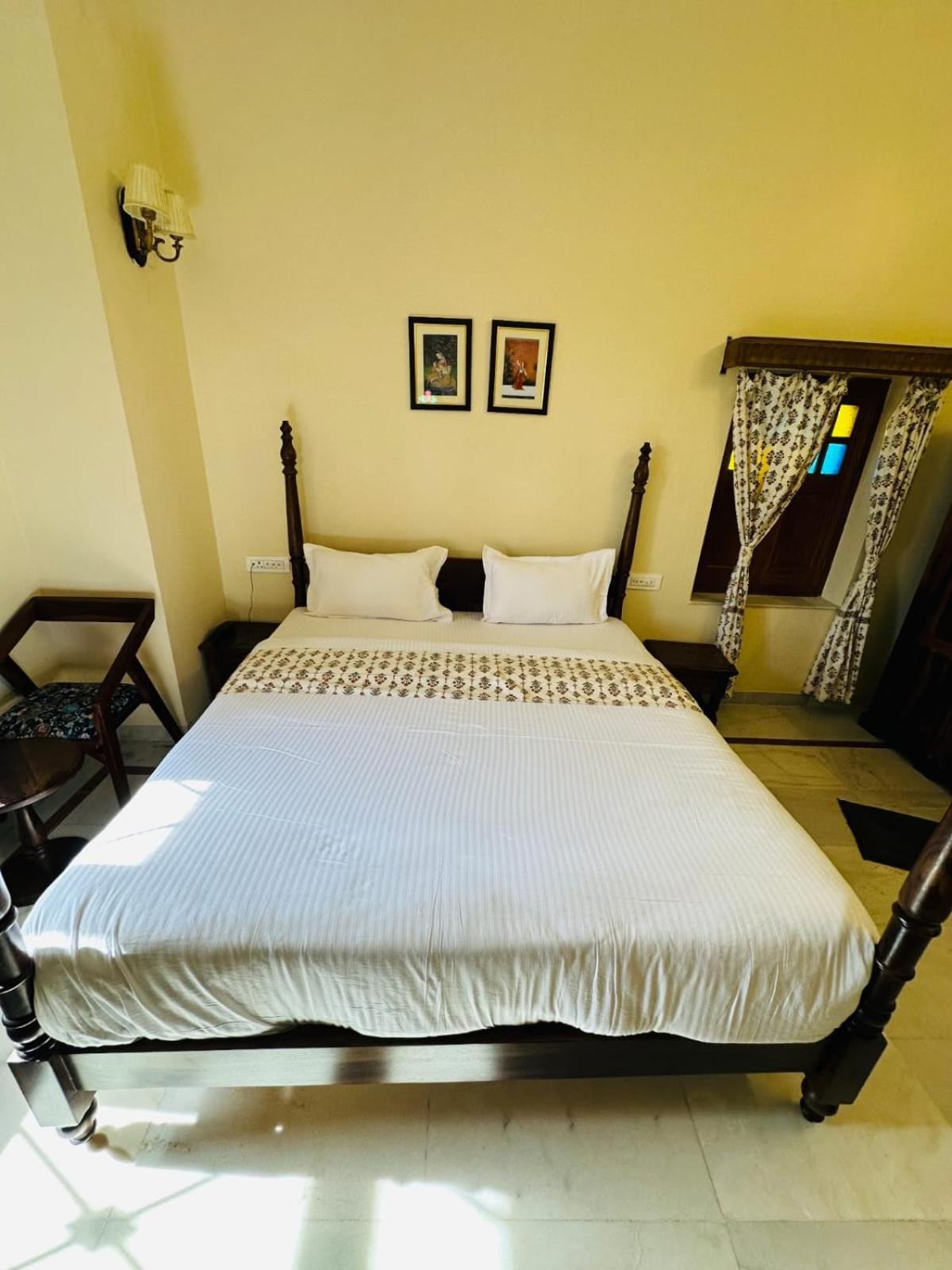 Hotel Raghvendra Heritage